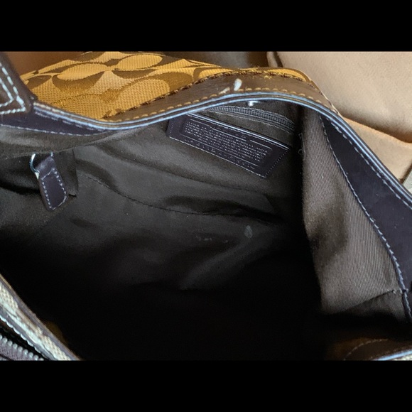 COACH🔅vintage Coach shoulder bag. 👜 Very clean! - Picture 8 of 8